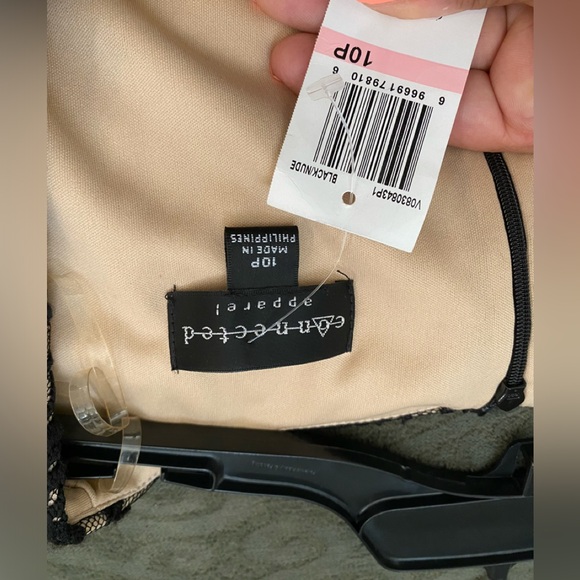 Connected Women's Cap-Sleeve Lace Sheath Dress Size 10P - Picture 3 of 5